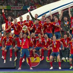 Finale EURO 2024 : L'Espagne bat l'Angleterre (2-1) - Résumé Vidéo