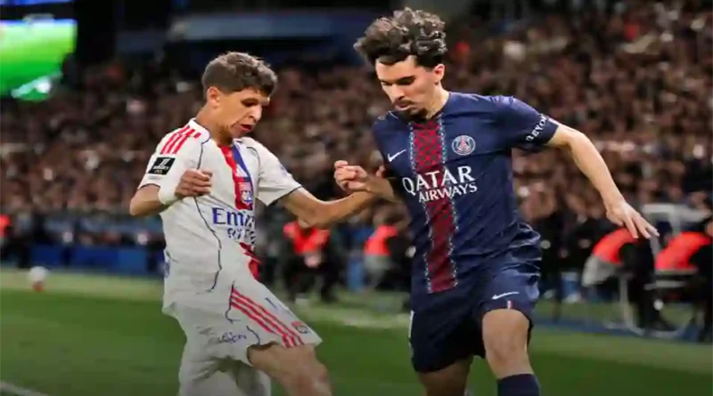 LIGUE 1 : LE PSG TOMBE FACE A LYON AU PARC DES PRINCES À DIX JOURS DU CHOC CONTRE LE BAYERN